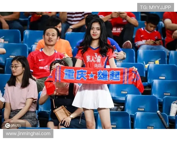 重庆篮球队比赛经验引发热议球迷观点分歧引发讨论